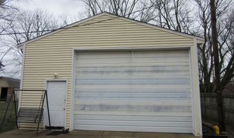 8323 8325 Lake Rd, Indianapolis, IN 46217