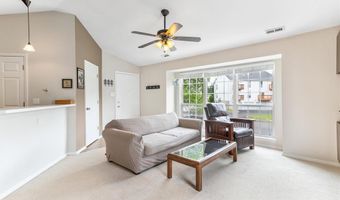 1335 Crossings Ct C, Ballwin, MO 63021