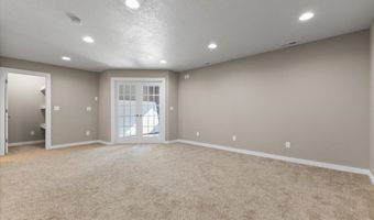 2231 NW Chapel Ln, Ankeny, IA 50023