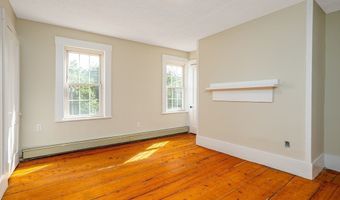 4 Main St, Ashburnham, MA 01430