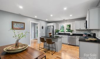 11 Upland Rd, Asheville, NC 28804