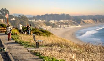 129 Santa Cruz Ave, Aptos, CA 95003