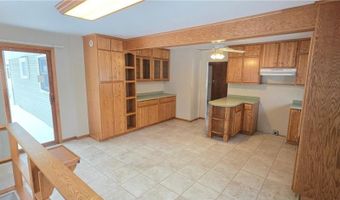 18 Daisy Ln, Babbitt, MN 55706