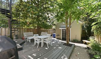 510 26TH Rd S, Arlington, VA 22202