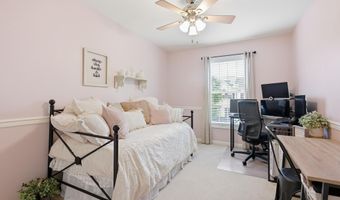121 PUMPKIN PATCH Ln, Hockessin, DE 19707