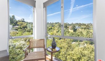 8401 GRAND VIEW Dr, Los Angeles, CA 90046