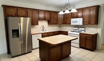 2966 Magazine Dr, Baton Rouge, LA 70816