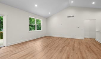 1765 Fairview Dr, Allegan, MI 49010