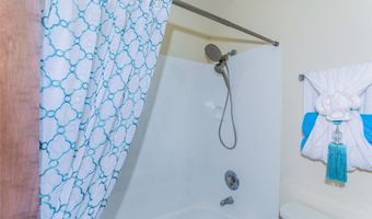 98-640 Moanalua Loop 2041, Aiea, HI 96701