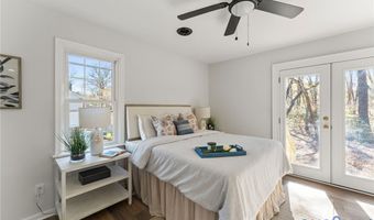 405 Thompson St, Ashland, VA 23005