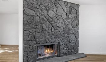 21225 Lone Eagle, Apple Valley, CA 92308