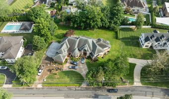 284 Park Ave, Oakhurst, NJ 07755