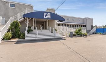 175 Bonnet Point Rd Y17, Narragansett, RI 02882