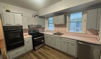 442 Morris St 1F, Albany, NY 12208