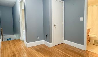 9 Acadia Kimball Rd 9, Amesbury, MA 01913