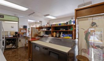 98-042 Kamehameha Hwy W, Aiea, HI 96701