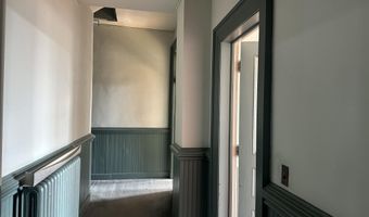 49 E Main St, Amsterdam, NY 12010