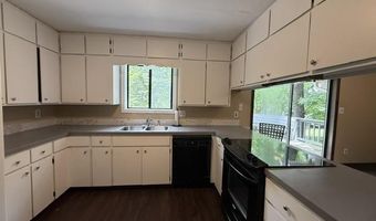 2411 Goff Dr, Batesville, AR 72501