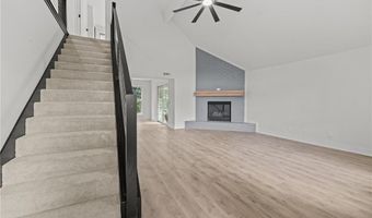 507 College Pl, Bentonville, AR 72712