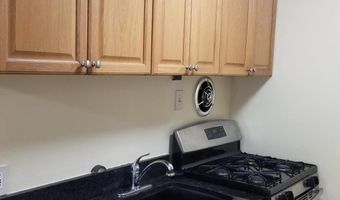 7759 DONNYBROOK Ct 105, Annandale, VA 22003