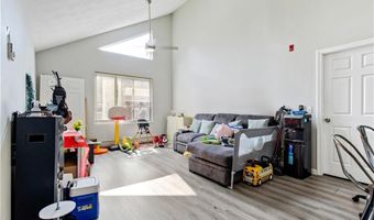 200 Woodlawn Ave 317, North Providence, RI 02904