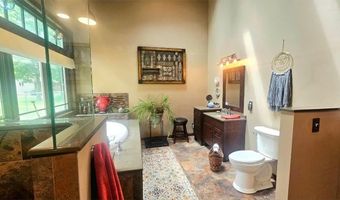 1912 S Oak Knoll Dr NE, Alexandria, MN 56308