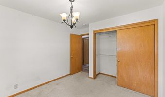 1621 NW 70th Pl, Ankeny, IA 50023