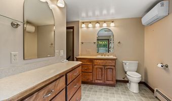 26 Willard Rd, Ashburnham, MA 01430