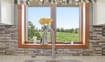 6095 E Division Rd, Angola, IN 46703