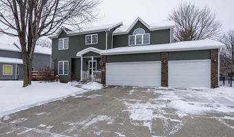 208 13th St SW, Altoona, IA 50009