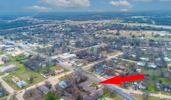 406 W Franklin St, Alvord, TX 76225
