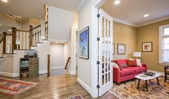 7505 MARBURY Rd, Bethesda, MD 20817