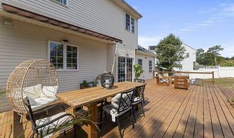 39 Brittany Dr, Bayville, NJ 08721