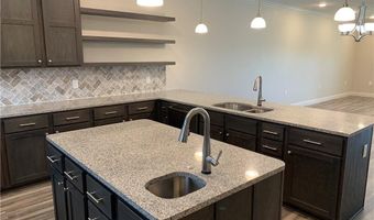 9223 Ra Young Jr Dr, Barling, AR 72923