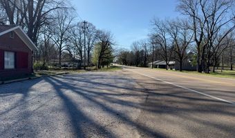 232 E Calhoun St, Bruce, MS 38915