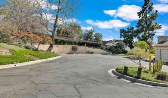 6050 Henderson Dr 16, La Mesa, CA 91942
