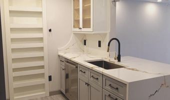 4808 MOORLAND Ln 801, Bethesda, MD 20814