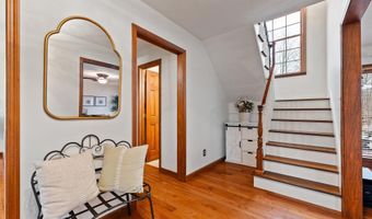 8 Country Oaks Dr, Barboursville, WV 25504