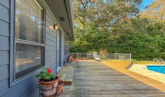 1901 Douglas Dr, Bainbridge, GA 39819