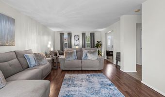 117 E Windswept Dr, Amsterdam, NY 12010