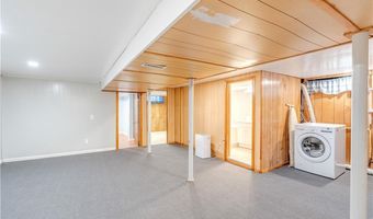 186 Heritage Rd, North Kingstown, RI 02852