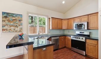 61172 Hilmer Creek Dr, Bend, OR 97702