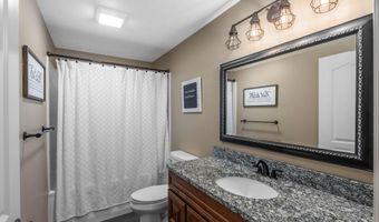 812 N Fairoaks Pl, Andover, KS 67002