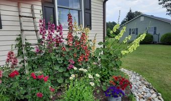 29 Mount Pleasant Dr, Brandon, VT 05733