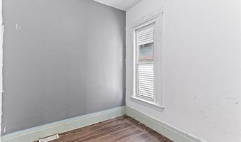 5839 McMillan St, Allen Park, MI 48209