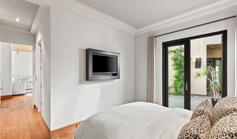 5 Promontory Ridge Dr, Las Vegas, NV 89135