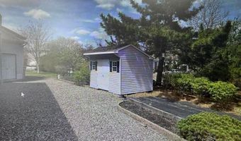 1 CEDARCREST Dr, Bayville, NJ 08721