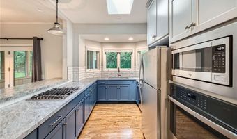 13230 Hannover Ave, Apple Valley, MN 55124