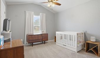 1204 Wendy Ln, Altus, OK 73521