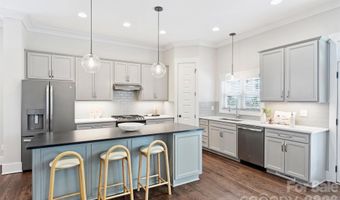 3030 Attaberry Dr, Charlotte, NC 28205